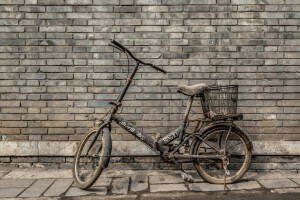 bicicleta, ladrillos, suciedad, pared