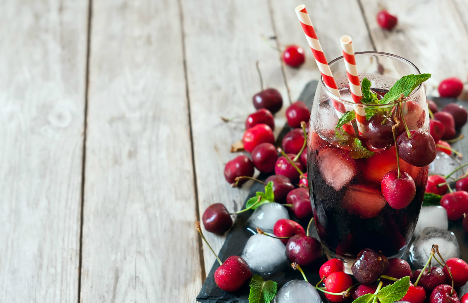 ice, glass, Cherry, mint, drink, tube, lemonade