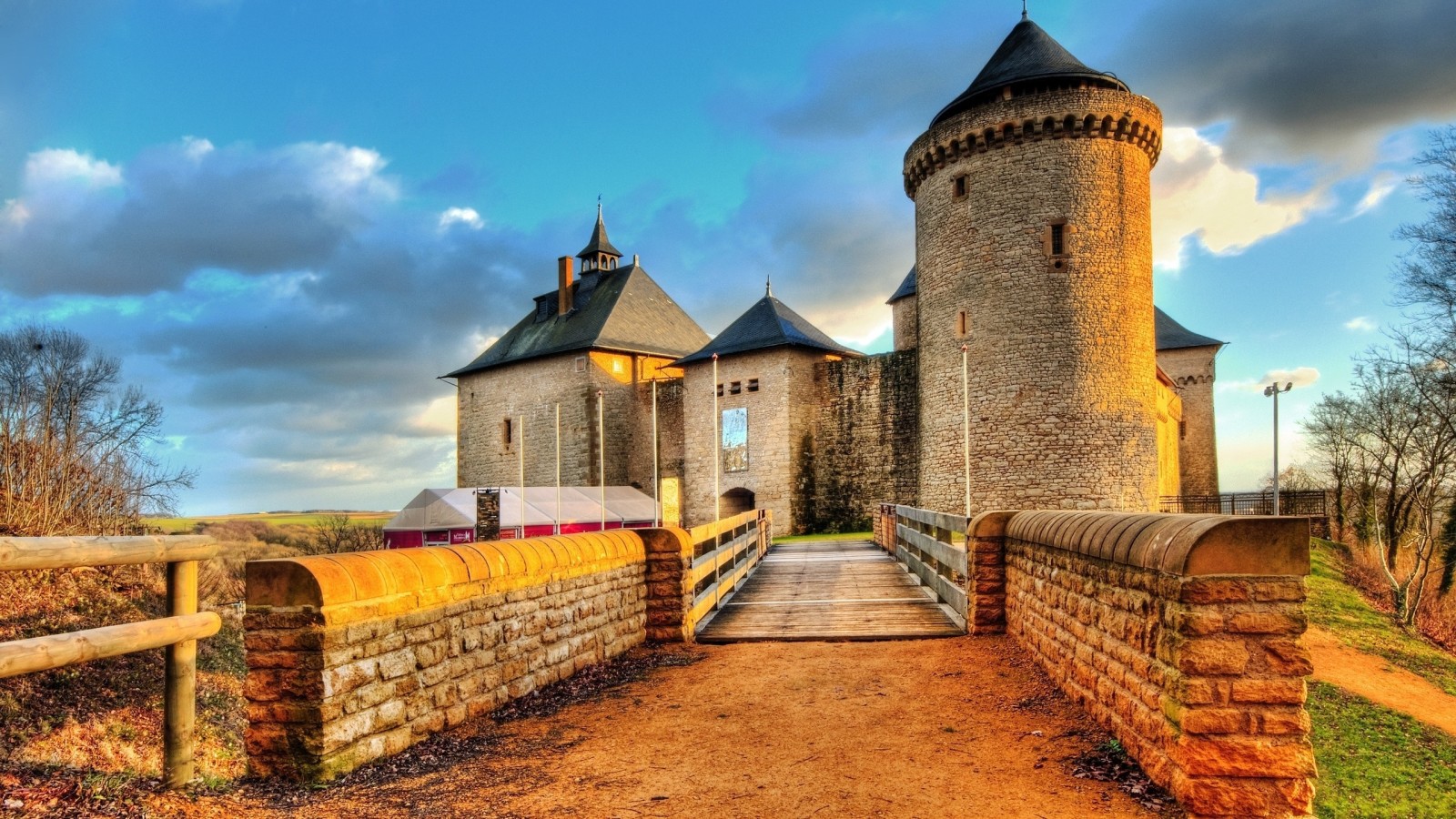 il cielo, nuvole, ponte, castello, Torre