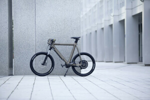 bike, the building, the city