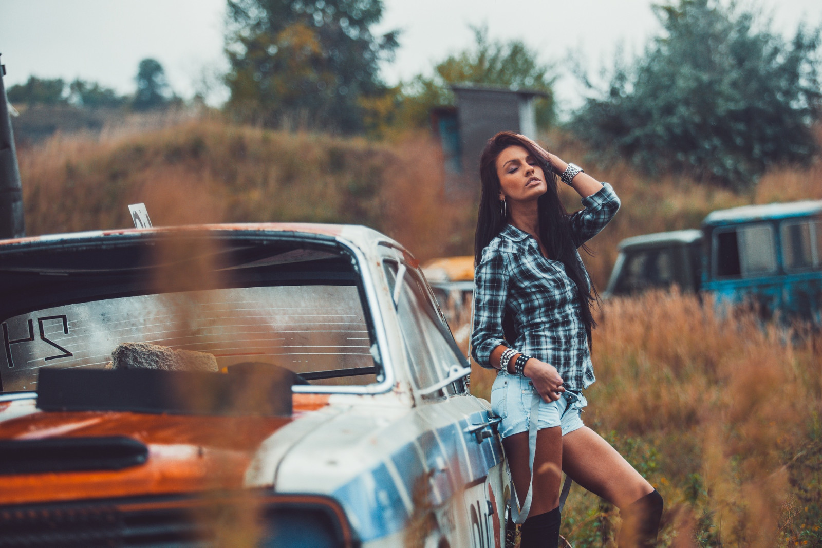 SKØNHED, udgør, sexet, ben, shorts, fotograf, Martin Brest, junk yard