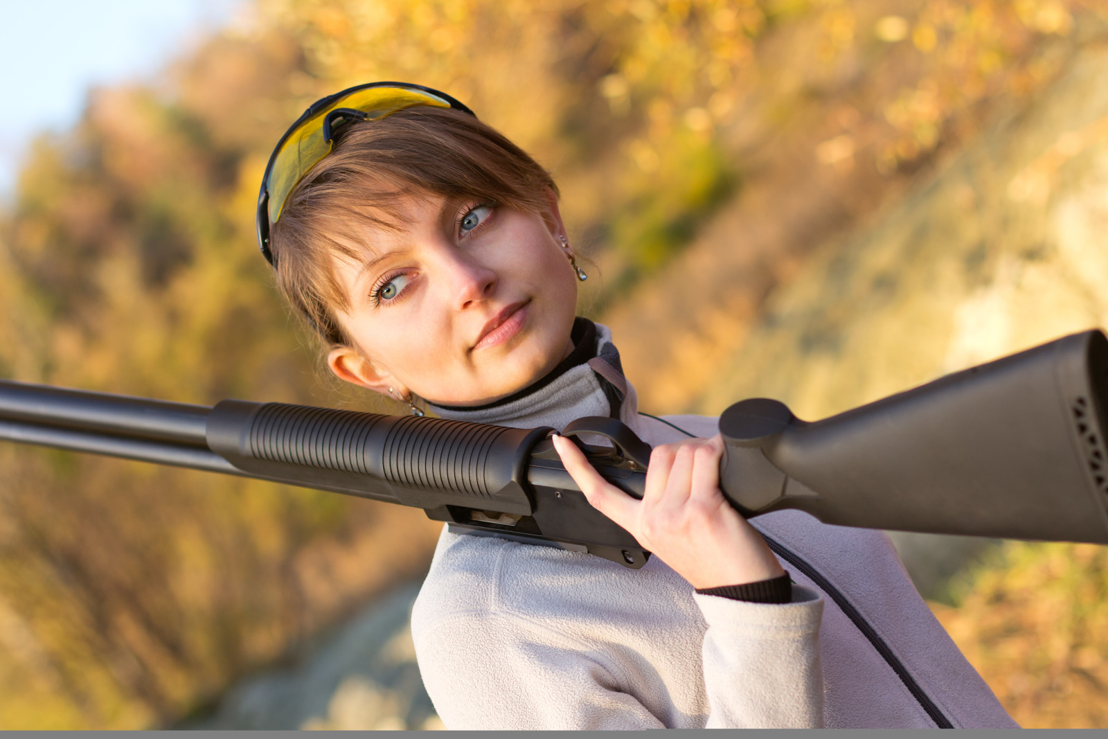 shotgun, Woman, outdoor