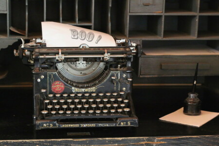 abandoned, Lost, typewriter