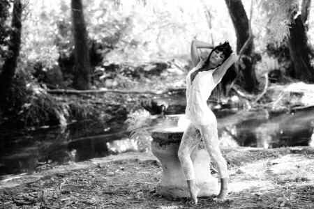 B/W, beautiful, face, Giovanni Zacche, girl, lace, legs, nature