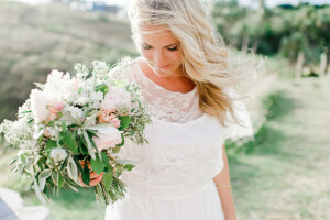 blond, bouquet, robe, la mariée, le vent, blanc