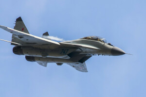 Harcos, repülési, Többcélú, A MiG-35