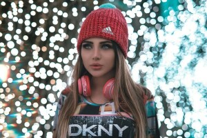 bokeh, viso, ragazza, cappello, Cuffie, luci, Guarda, Pagani Ali