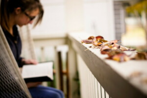 l'automne, balcon, feuilles