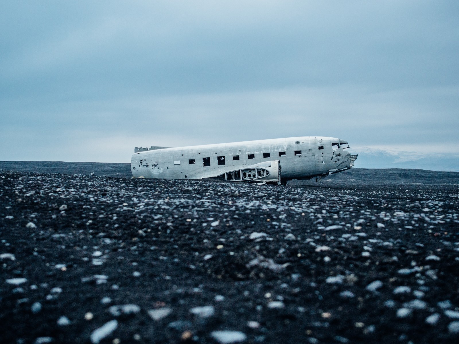 photo, the plane, scrap, the wreckage, Jeff Sheldon