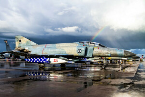 F-4E Phantom II, Řecké letectvo, letiště, zbraně