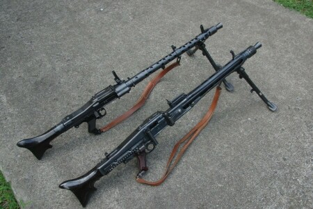 pisztolyok, MG 42, MG-34, fegyverek