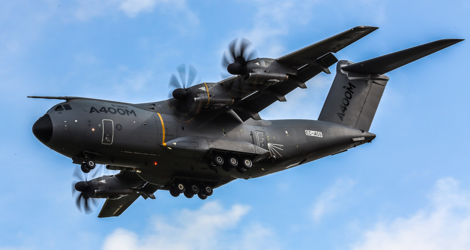 het vliegtuig, Militair vervoer, turboprop, A400М