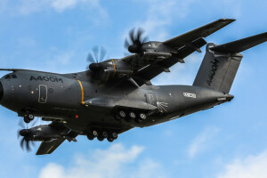 A400М, Transporte militar, el avión, Turbohélice