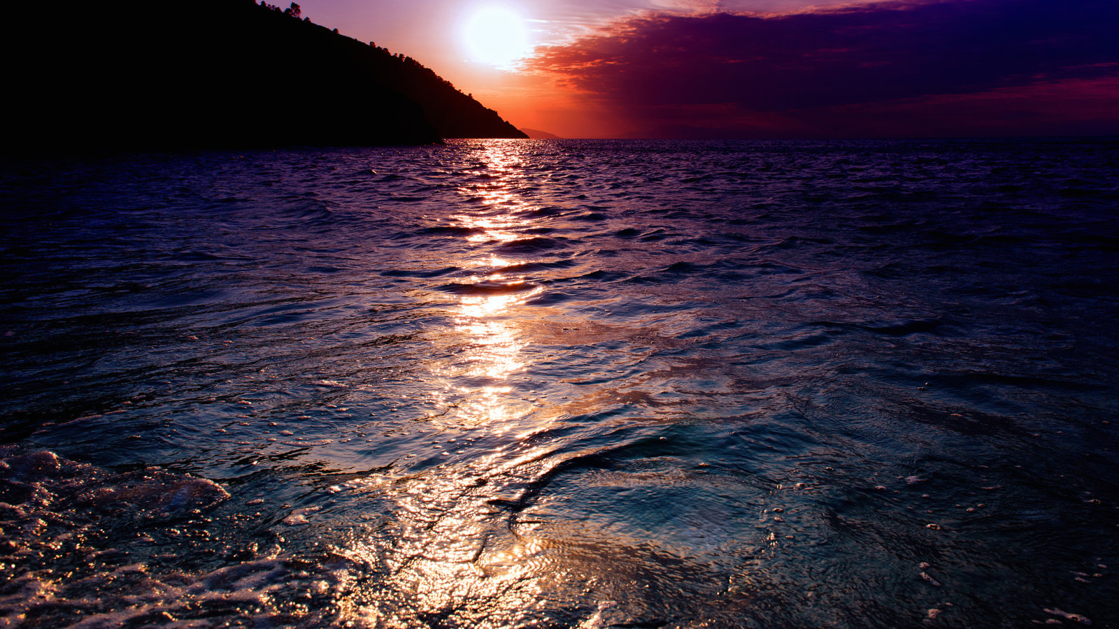 el cielo, puesta de sol, mar, nubes, montañas, el sol