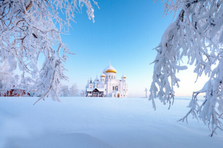 Rusland, sne, Belogorsky-klosteret, Ural, vinter