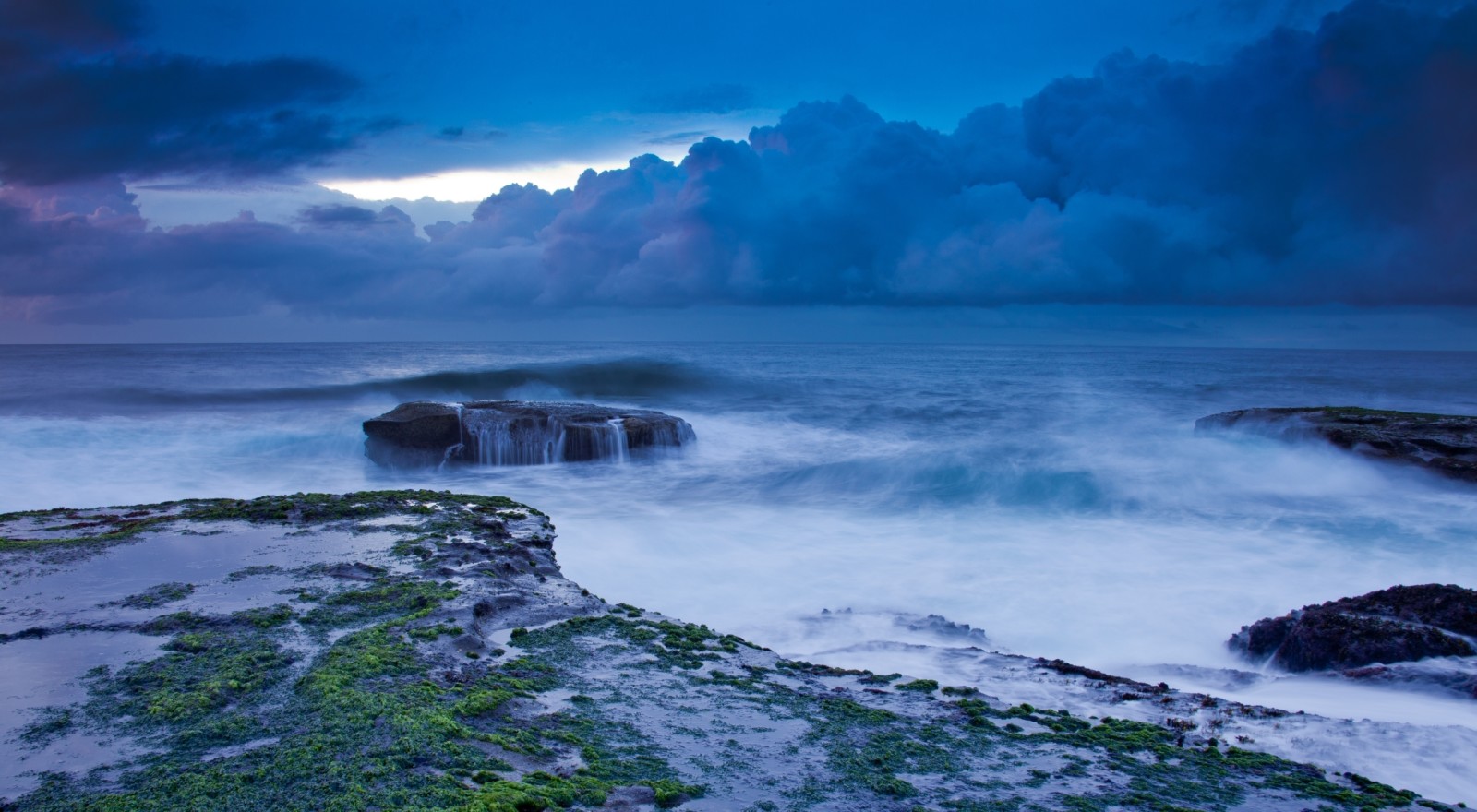 the sky, clouds, The ocean, stone, storm