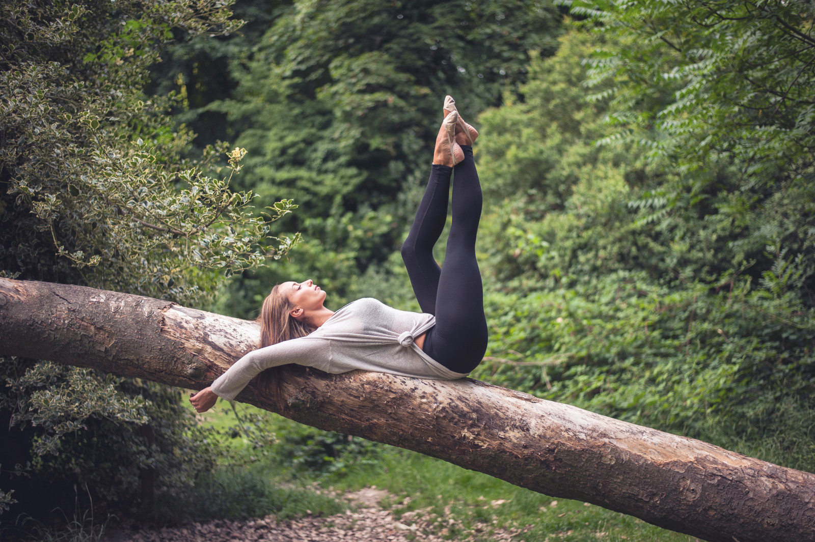 Natur, Pose, Mädchen, Beine, entspannen, sich warm laufen