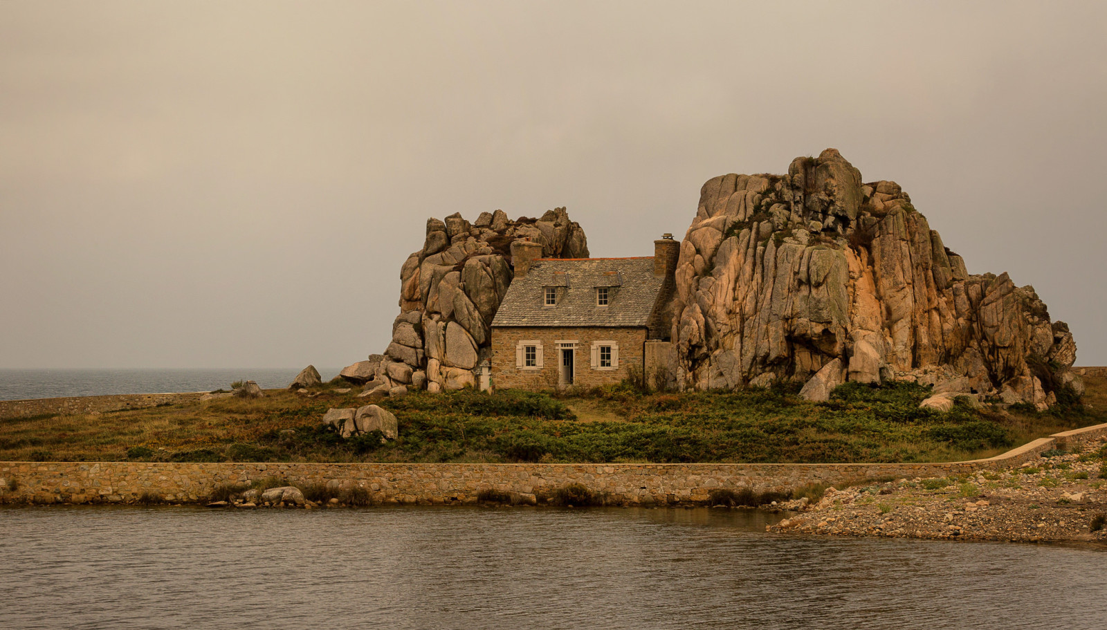 o céu, casa, França, pedras, Bretanha, O Castel Meur