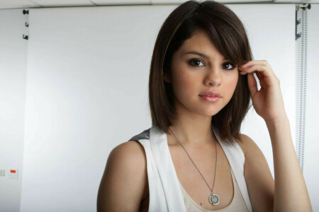 actrice, brunette, gezicht, kapsel, hand-, kijken, bedenken, Selena Gomez