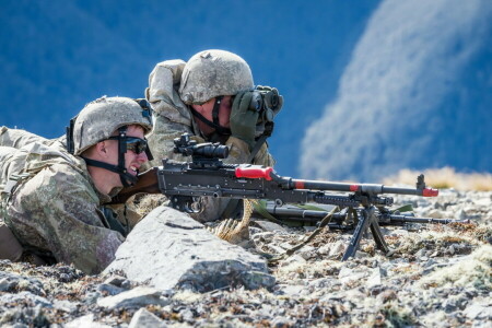 Armée, Soldats, armes