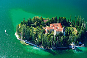 Croatie, île, Krka, panorama, rivière, le monastère, des arbres, Visovac