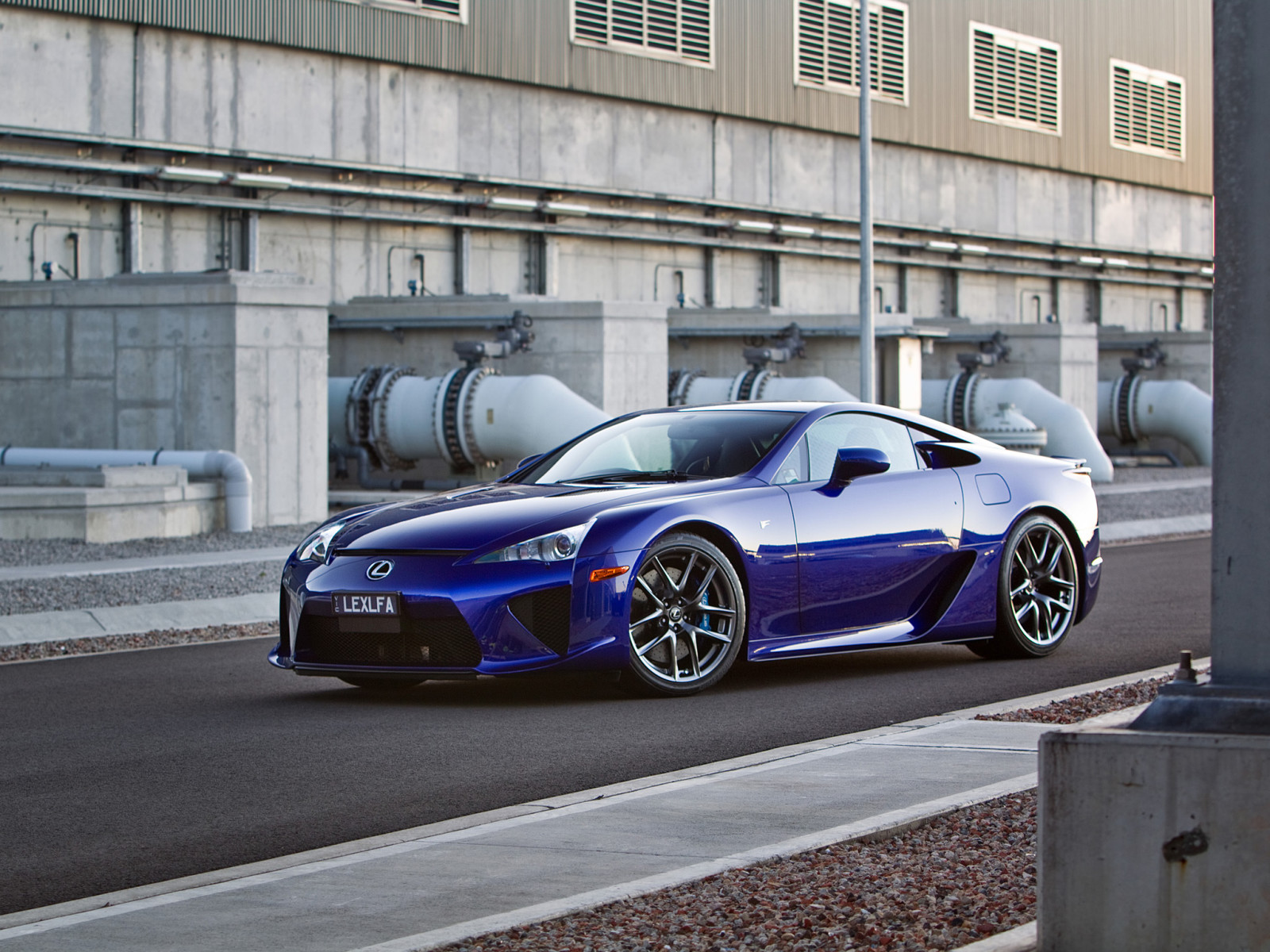 Specyfikacja AU, Lexus, LFA, 2011 r