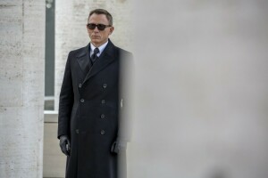 007, 007: SZOLGÁLTATÁS, ügynök, kabát, Daniel Craig, keret, szemüveg, kesztyű