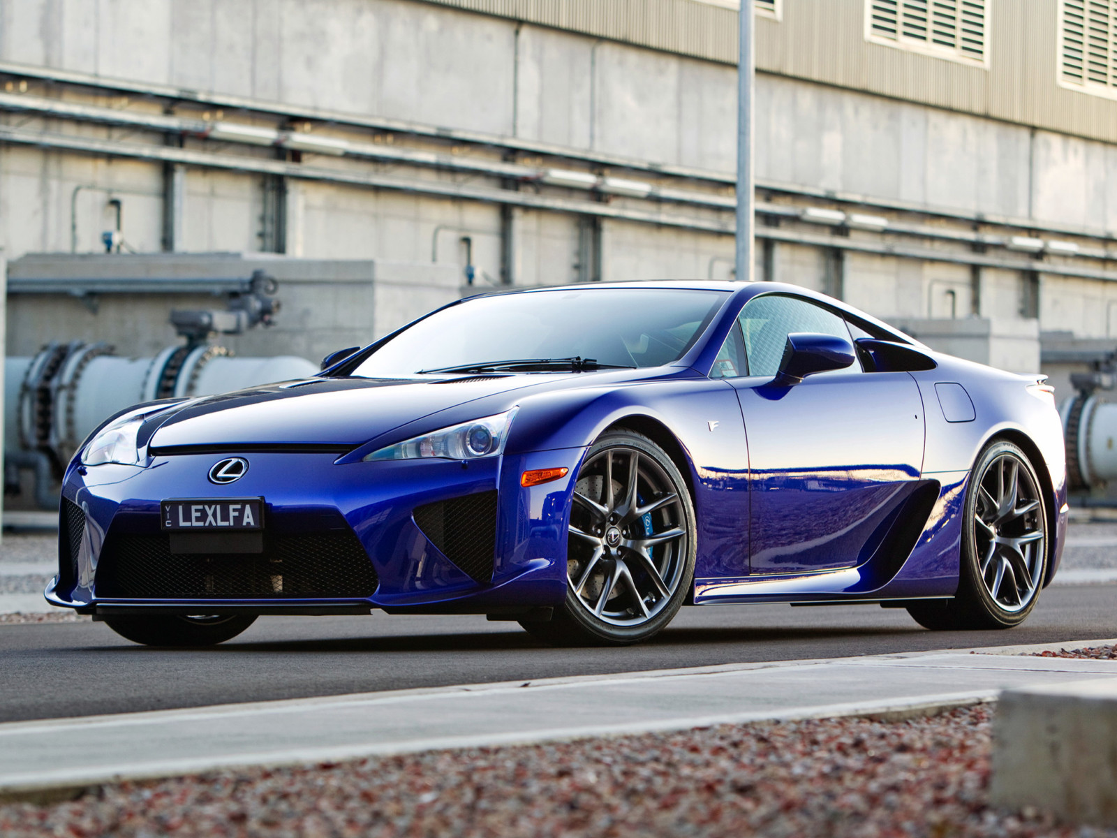 Specyfikacja AU, Lexus, LFA, 2011 r