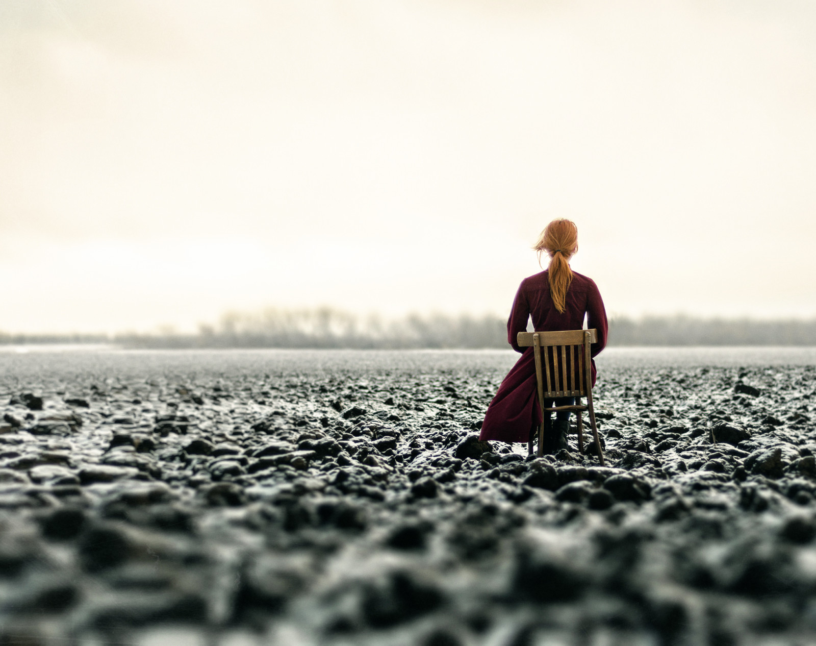 nieve, niña, silla, tierra cultivable, Inna Mosina