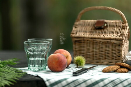 glass, knife, peach