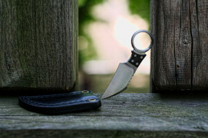 '' UrbanFix 13 ", coltello, Sterch, Armi